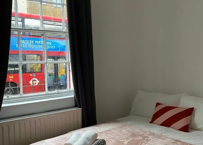 Comfy Private Rooms In Camden Town, Central London
